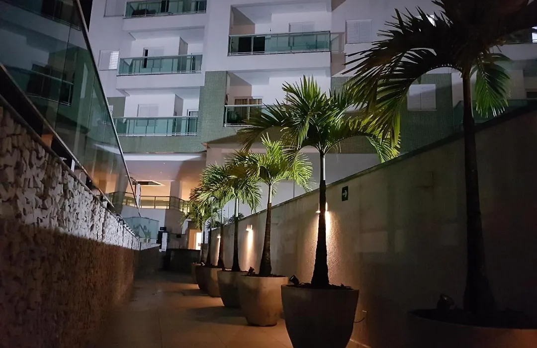 Apartamento Praia Grande Ubatuba com Churrasqueira Privativa-1